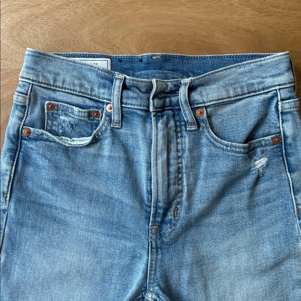 GAP Vintage Slim High Rise Jeans - Light Blue - Picture 5 of 8